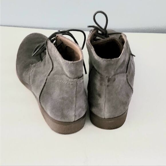 Franco Sarto bootie women's size 8 gray suade - Picture 3 of 4
